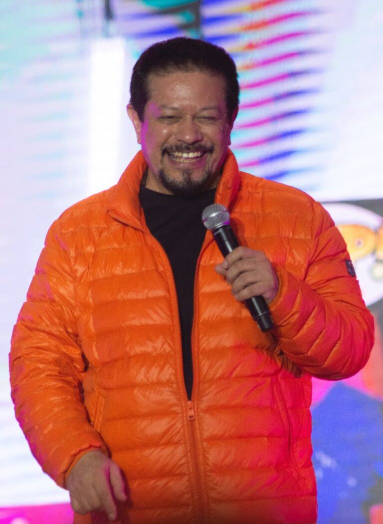 Carlos Segundo perfil